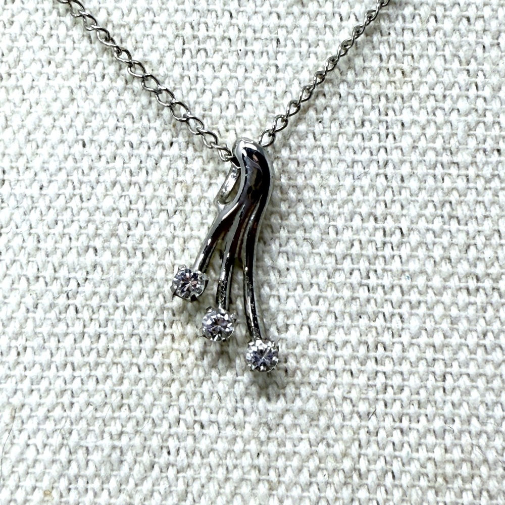 Marvel Sterling Silver Three Drop Pendant Necklace Simple‎ Minimal Dainty